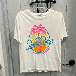 Daydreamer White Beach Boys Graphic T-Shirt Size S NWOT
